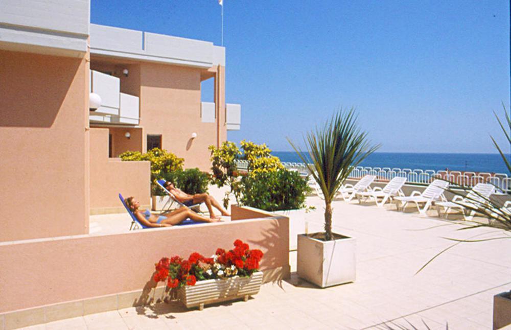 Residence Azzurro Massignano Exterior photo